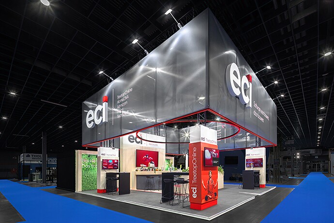 Stand Design with transparant eyecatcher full of LED lights